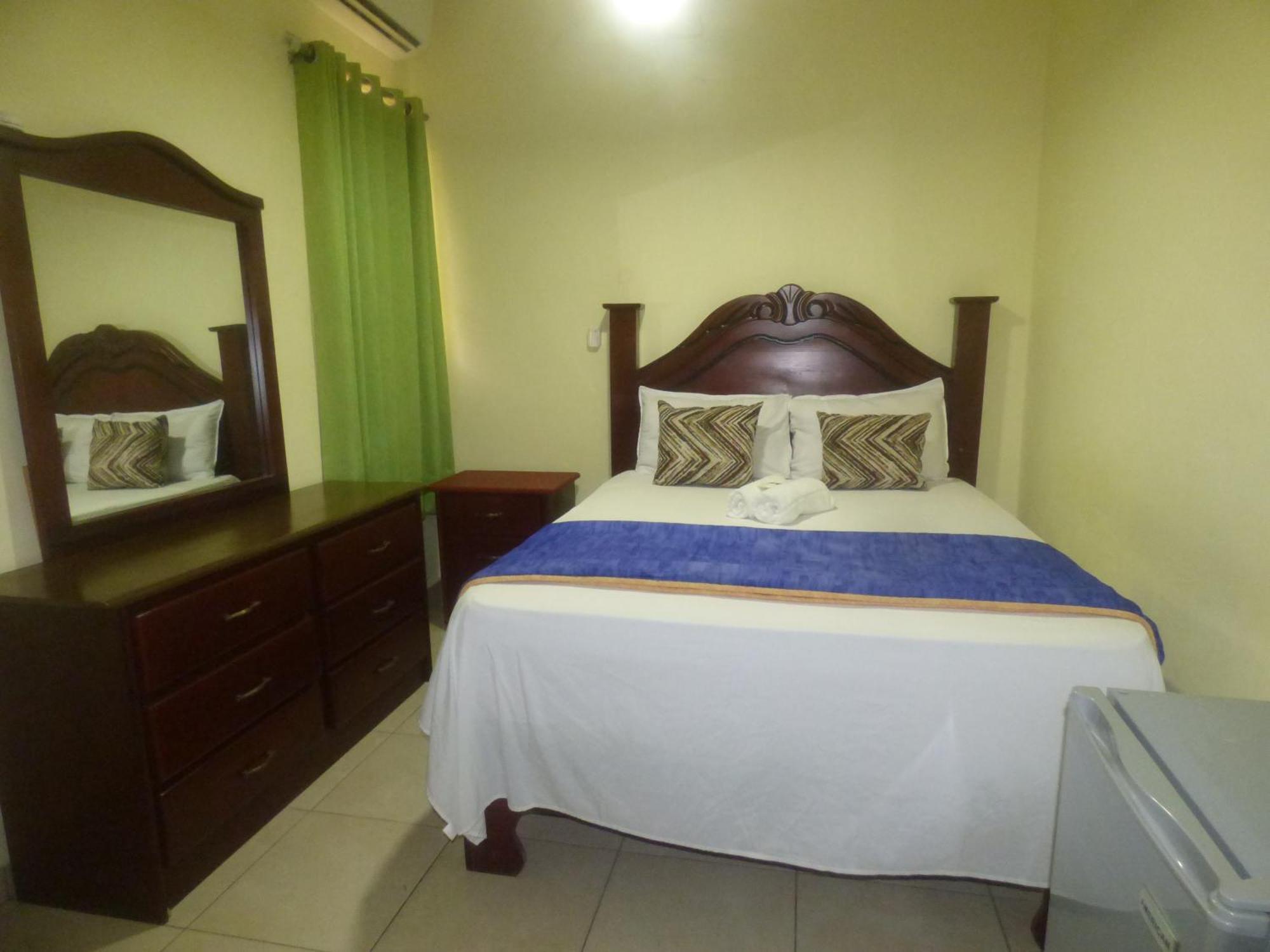 Hotel Enrique I Gazcue, Bed And Breakfast Santo Domingo Zewnętrze zdjęcie